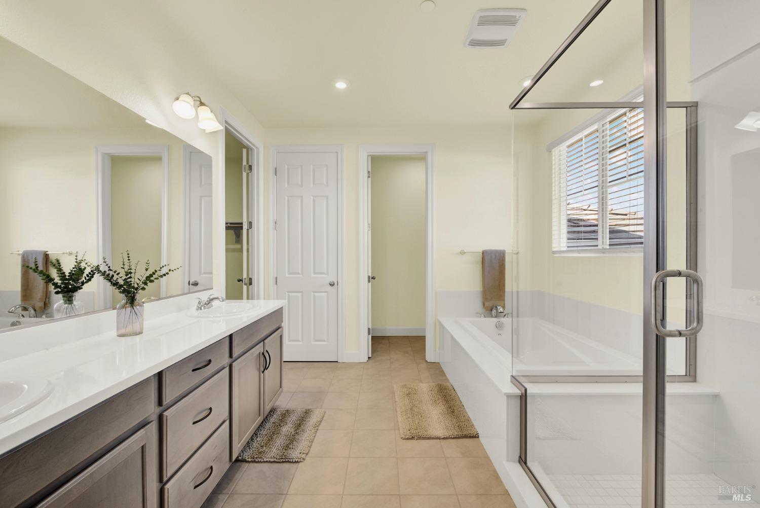 Detail Gallery Image 31 of 47 For 1565 Halsey Ct, Dixon,  CA 95620 - 4 Beds | 3 Baths