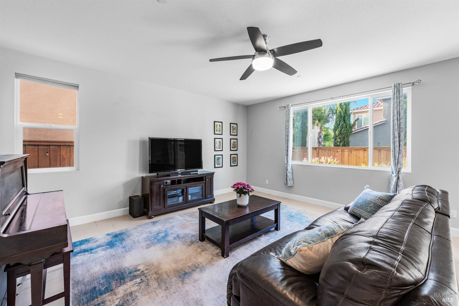Detail Gallery Image 16 of 44 For 131 Kodiak Dr, Vacaville,  CA 95687 - 4 Beds | 3 Baths