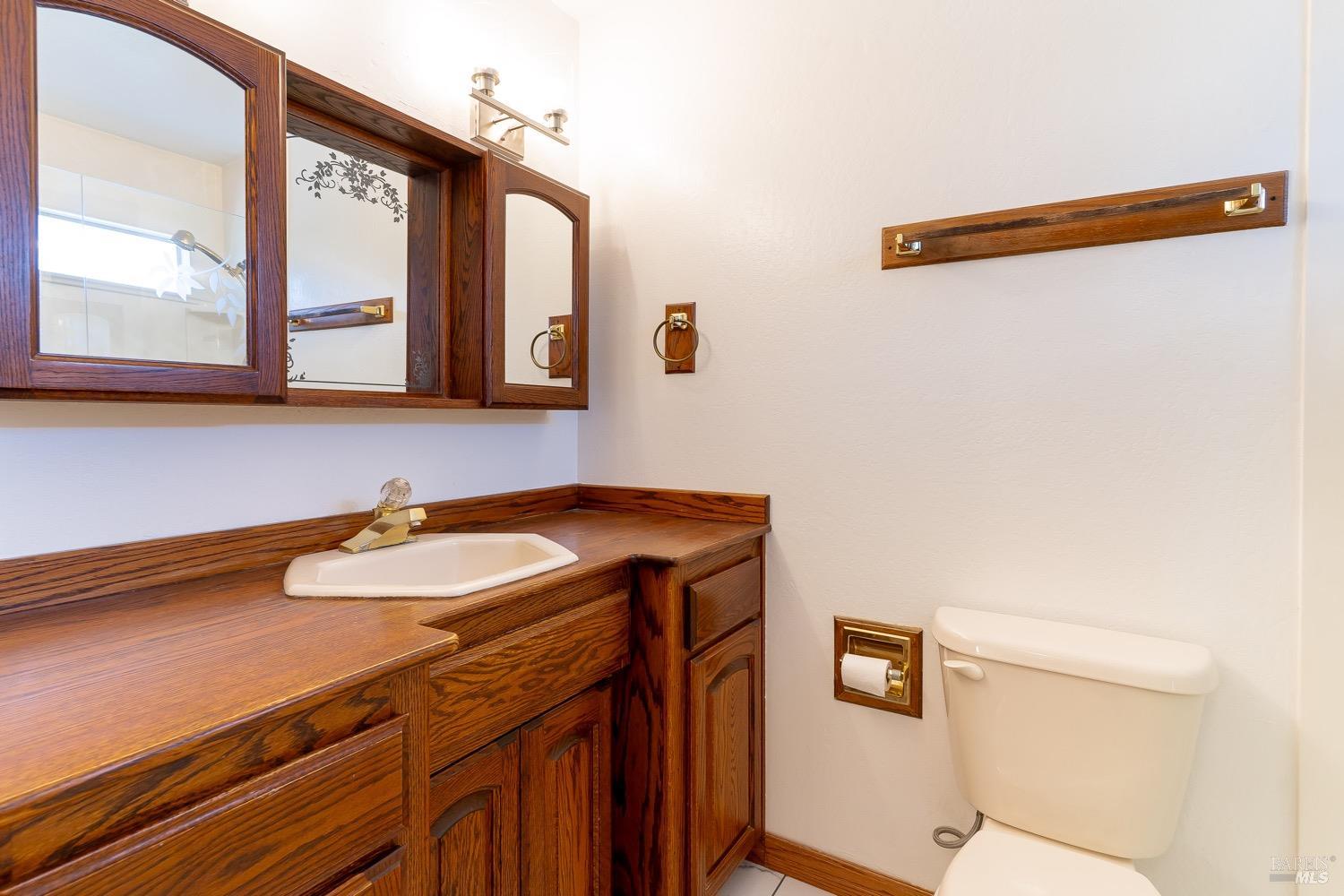 Detail Gallery Image 17 of 36 For 3756 Cano Ct, Napa,  CA 94558 - 4 Beds | 3/1 Baths