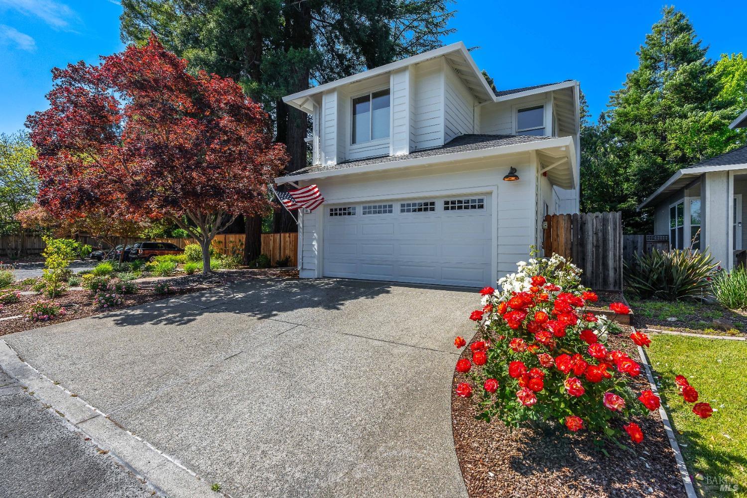 Detail Gallery Image 3 of 75 For 14 Ceriani Ct, Napa,  CA 94558 - 3 Beds | 2/1 Baths