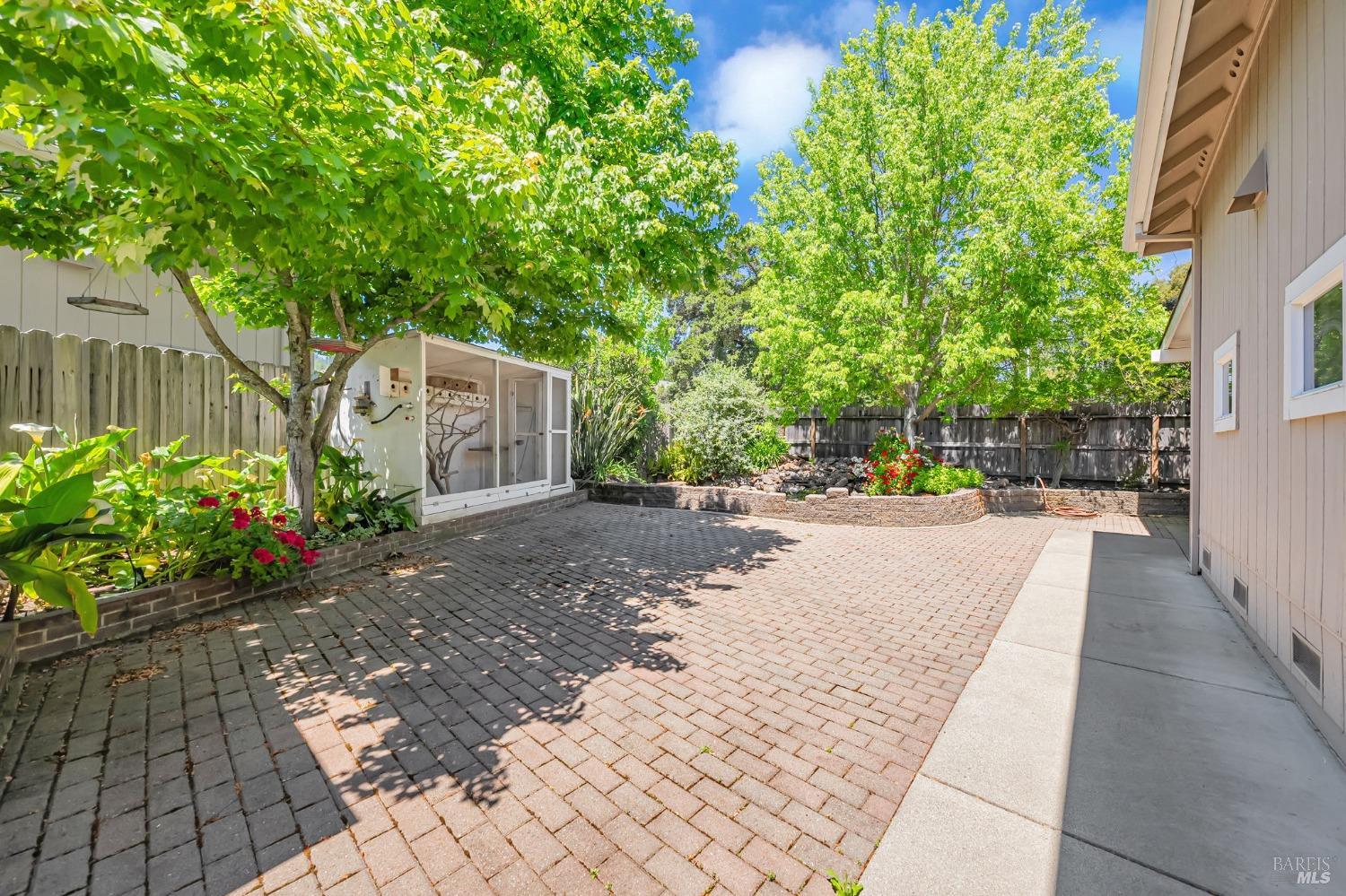 Detail Gallery Image 47 of 55 For 112 Syrah Ct, Cloverdale,  CA 95425 - 3 Beds | 2 Baths
