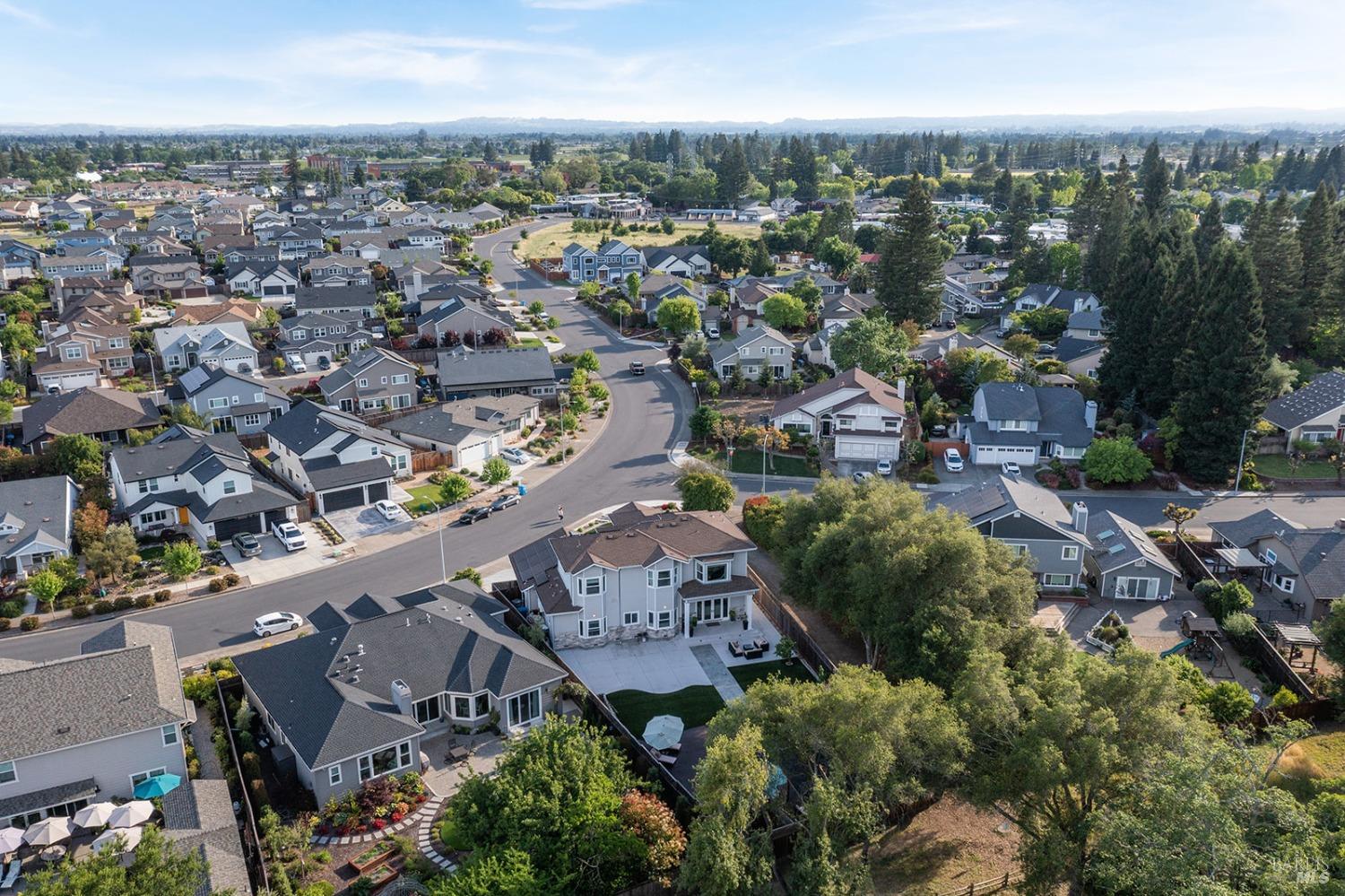 Detail Gallery Image 75 of 85 For 169 Pacific Heights Dr, Santa Rosa,  CA 95403 - 4 Beds | 3/1 Baths