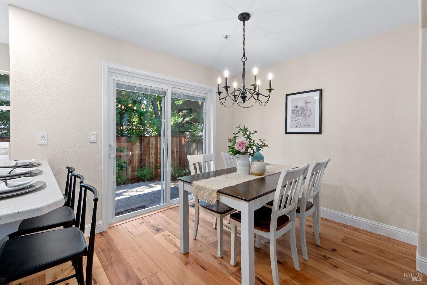 Detail Gallery Image 24 of 75 For 14 Ceriani Ct, Napa,  CA 94558 - 3 Beds | 2/1 Baths