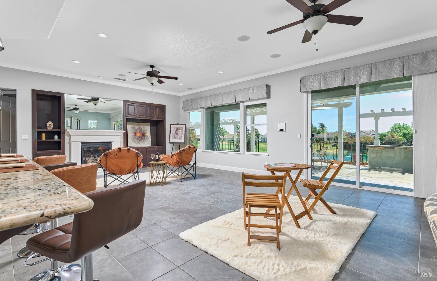 Detail Gallery Image 8 of 43 For 339 Desert Forest Ct, Rio Vista,  CA 94571 - 3 Beds | 3 Baths