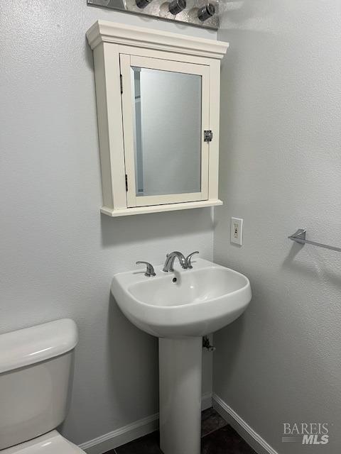 Detail Gallery Image 10 of 14 For 16214 33rd Ave, Clearlake,  CA 95422 - 3 Beds | 2 Baths