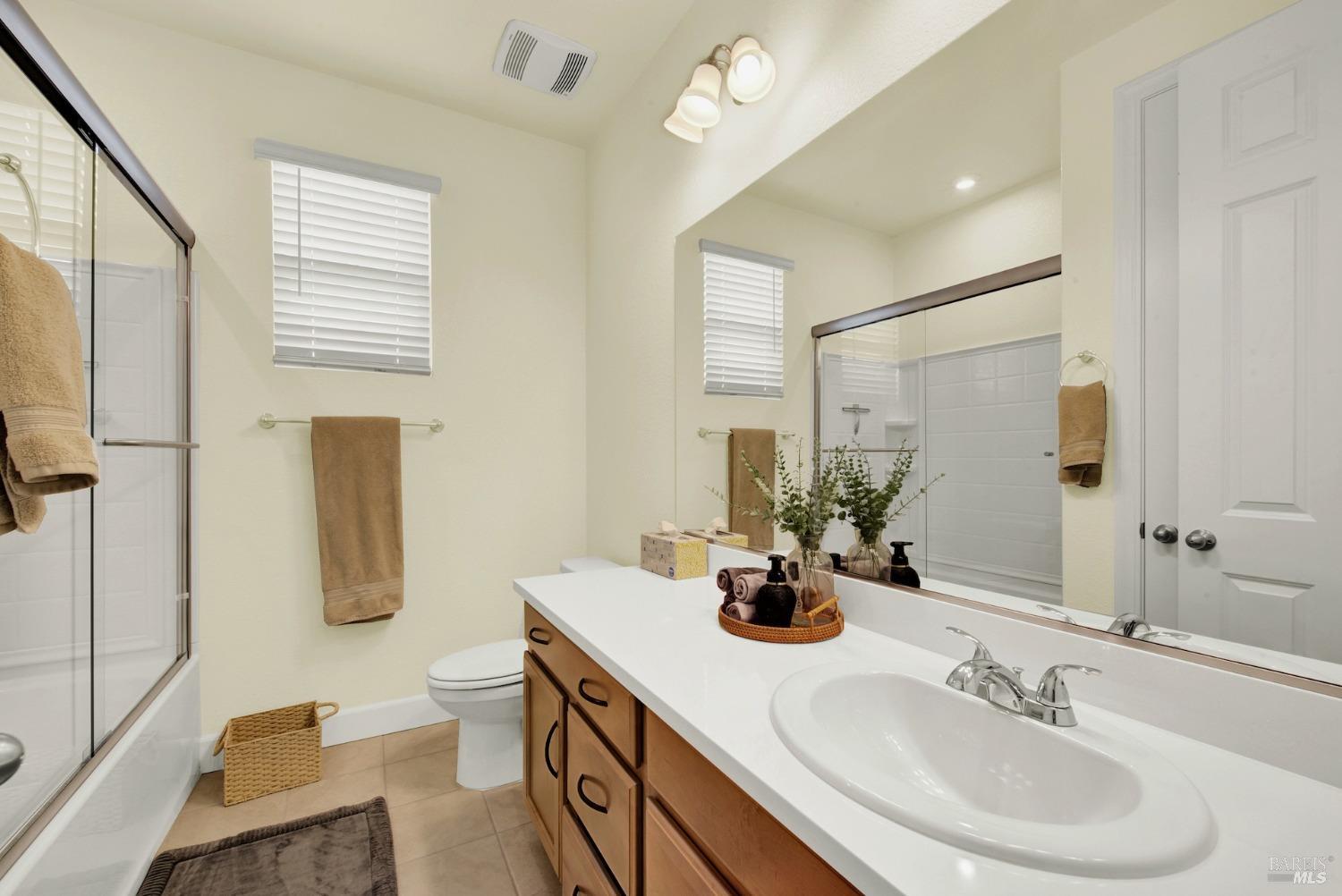 Detail Gallery Image 25 of 47 For 1565 Halsey Ct, Dixon,  CA 95620 - 4 Beds | 3 Baths