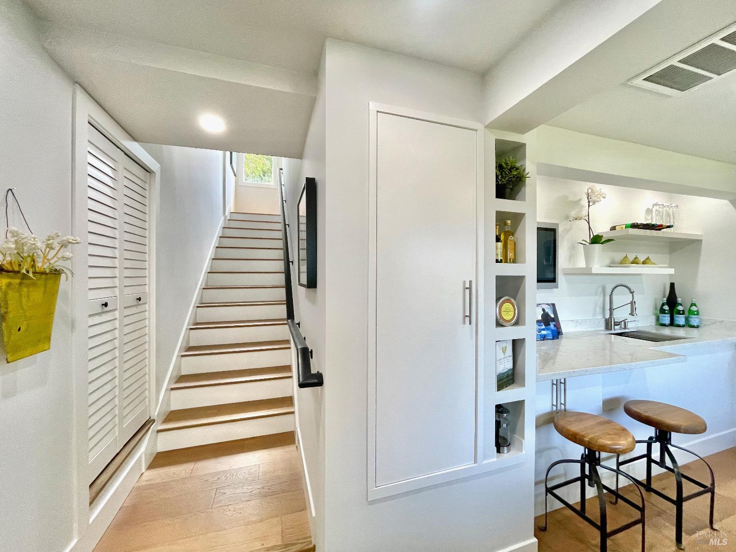 Detail Gallery Image 47 of 66 For 39 Midway Ave, Mill Valley,  CA 94941 - 5 Beds | 3 Baths