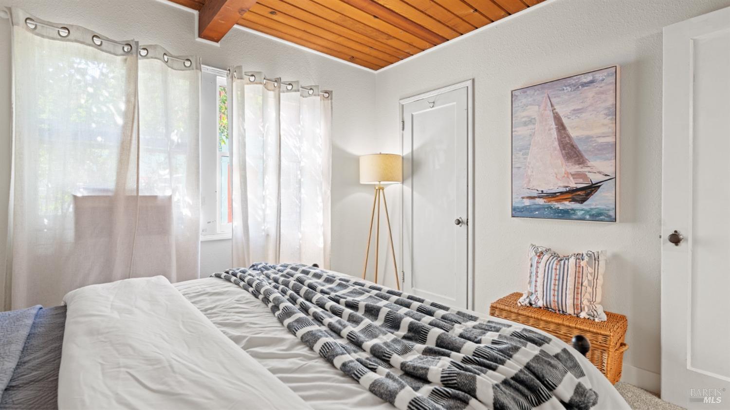 Detail Gallery Image 17 of 27 For 219 Bell Ave, Fairfield,  CA 94533 - 2 Beds | 1 Baths