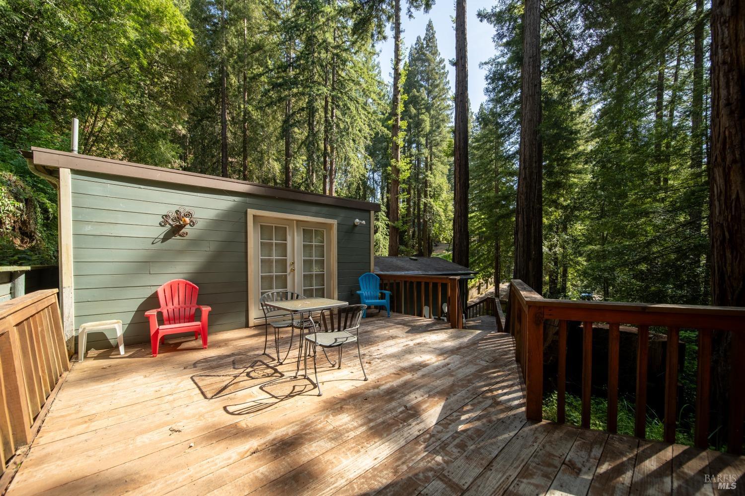 Wee Way, Guerneville, California image 11