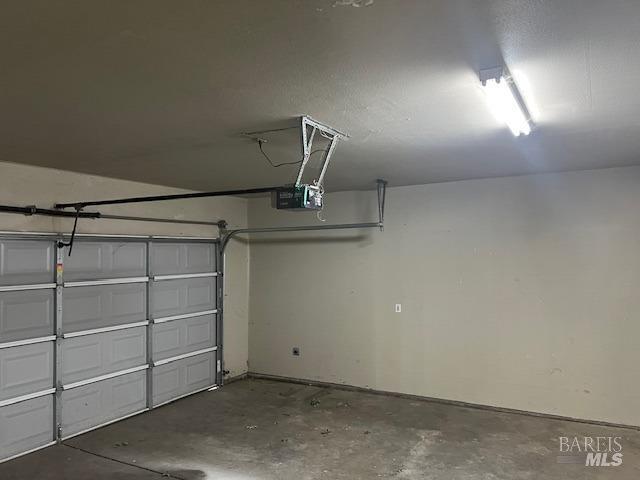 Detail Gallery Image 12 of 14 For 16214 33rd Ave, Clearlake,  CA 95422 - 3 Beds | 2 Baths