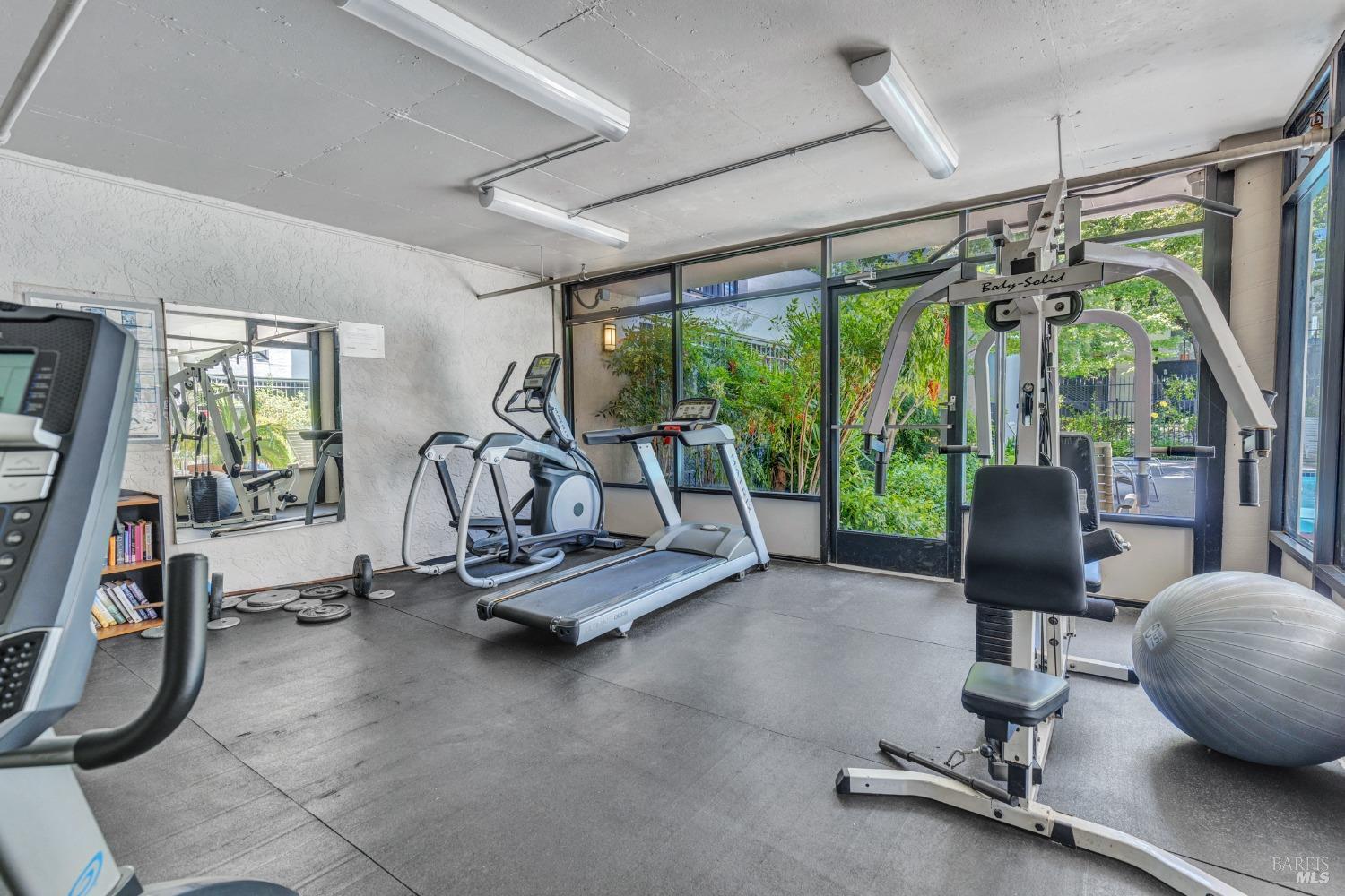 Detail Gallery Image 39 of 51 For 3183 Wayside Plz #319,  Walnut Creek,  CA 94597 - 2 Beds | 2 Baths