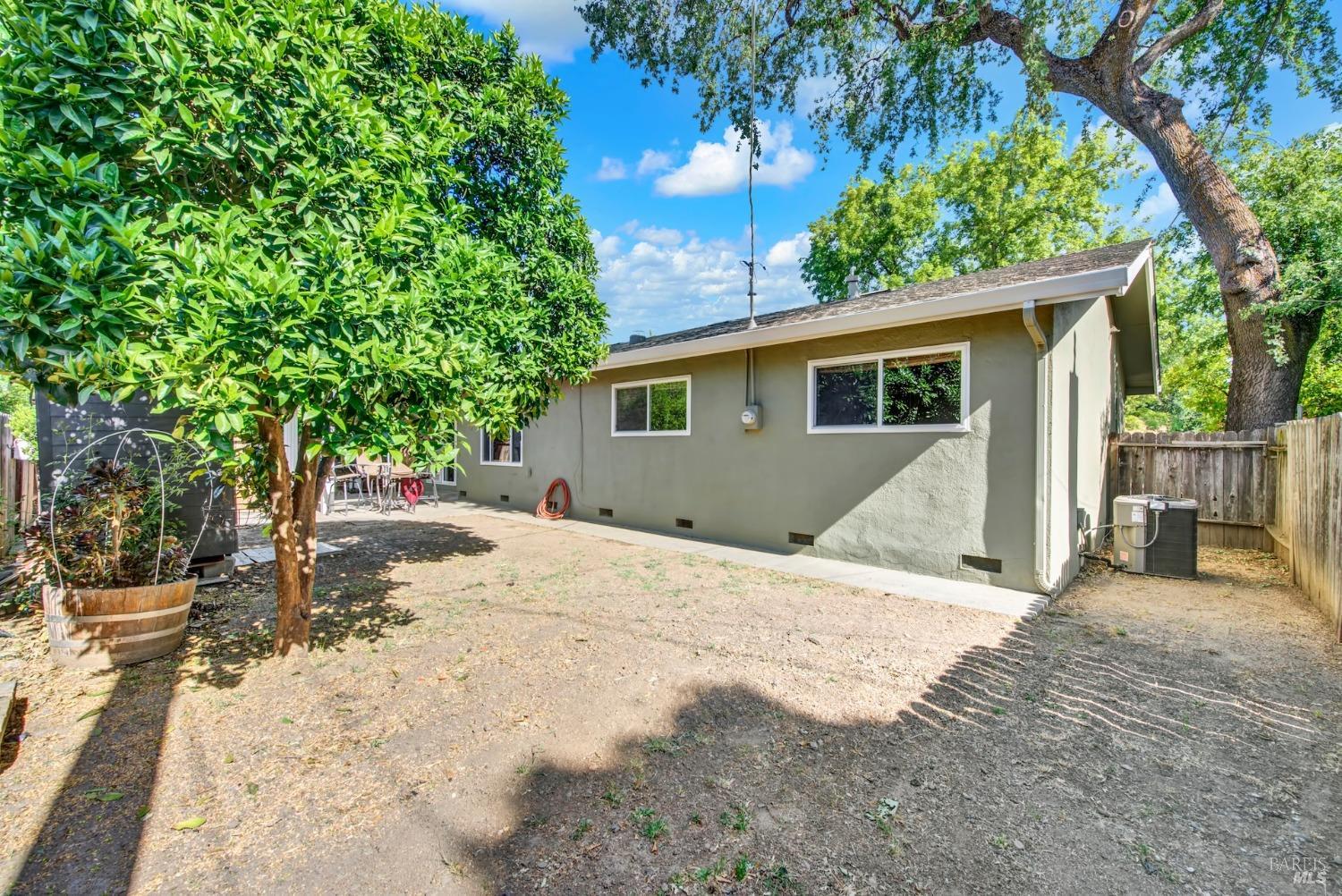 Detail Gallery Image 31 of 37 For 519 Westwood Ct, Vacaville,  CA 95688 - 3 Beds | 2 Baths