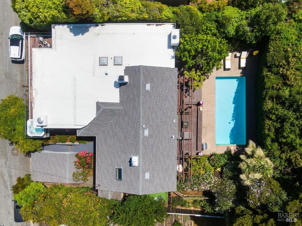 Detail Gallery Image 88 of 98 For 33 Wray Ave, Sausalito,  CA 94965 - 3 Beds | 2 Baths