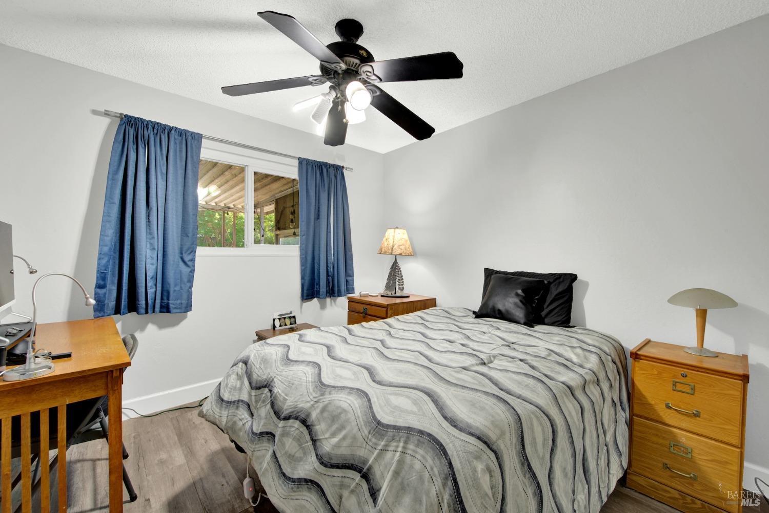 Detail Gallery Image 31 of 60 For 1199 Creekside Dr, Vacaville,  CA 95687 - 4 Beds | 2 Baths