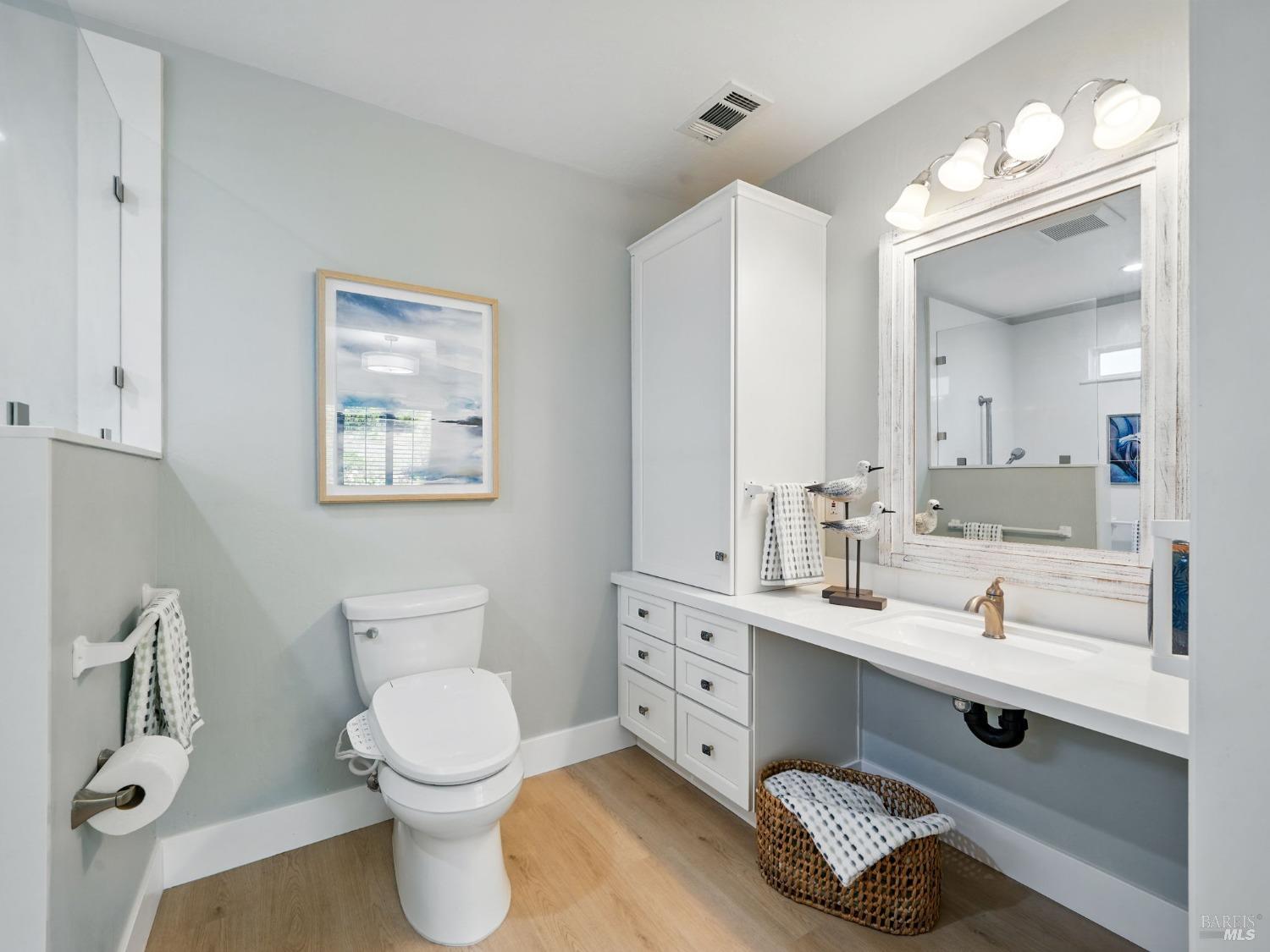 Detail Gallery Image 18 of 30 For 215 Panorama Dr, Benicia,  CA 94510 - 3 Beds | 2 Baths
