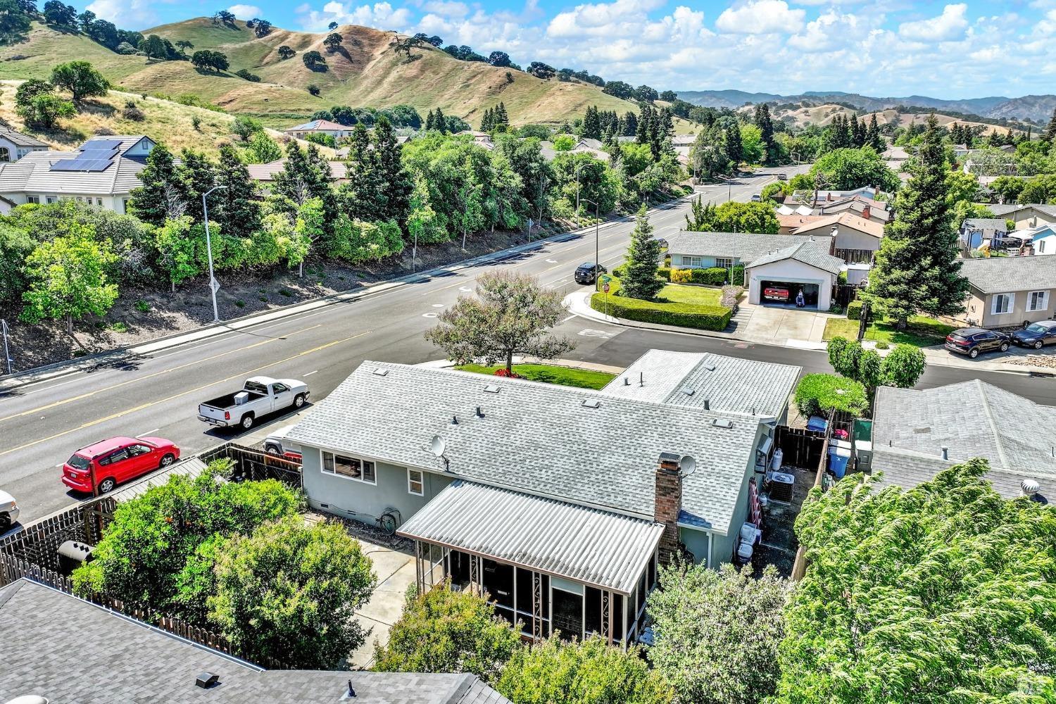 Detail Gallery Image 58 of 60 For 1199 Creekside Dr, Vacaville,  CA 95687 - 4 Beds | 2 Baths