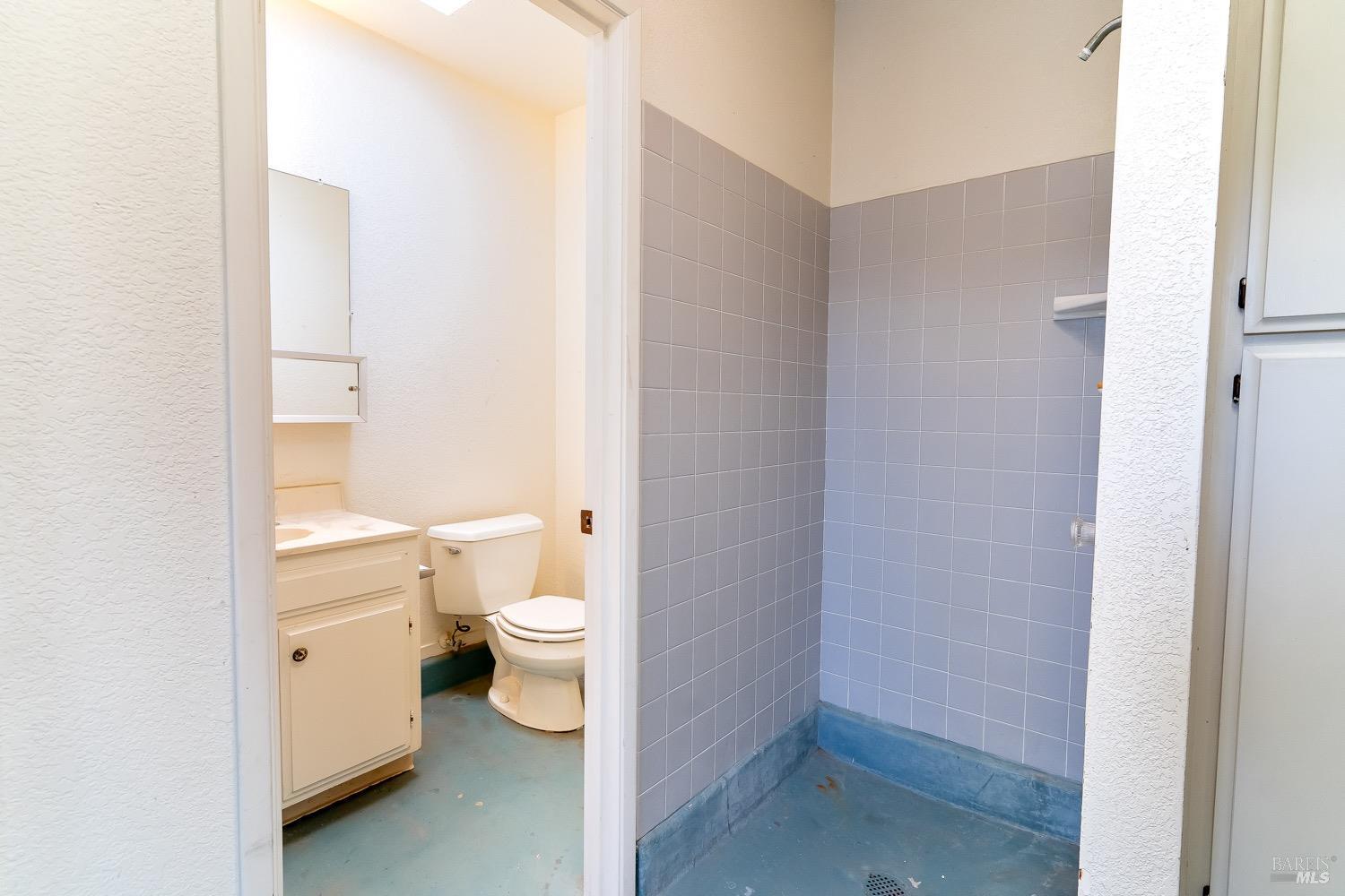 Detail Gallery Image 31 of 36 For 3756 Cano Ct, Napa,  CA 94558 - 4 Beds | 3/1 Baths
