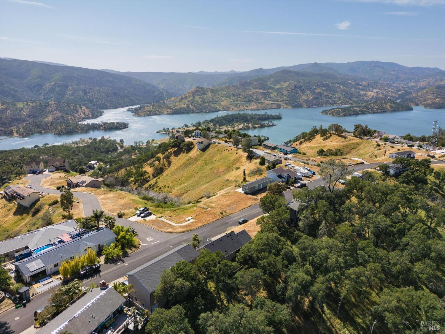 Detail Gallery Image 34 of 38 For 1126 Rimrock Dr, Napa,  CA 94558 - 2 Beds | 1/1 Baths