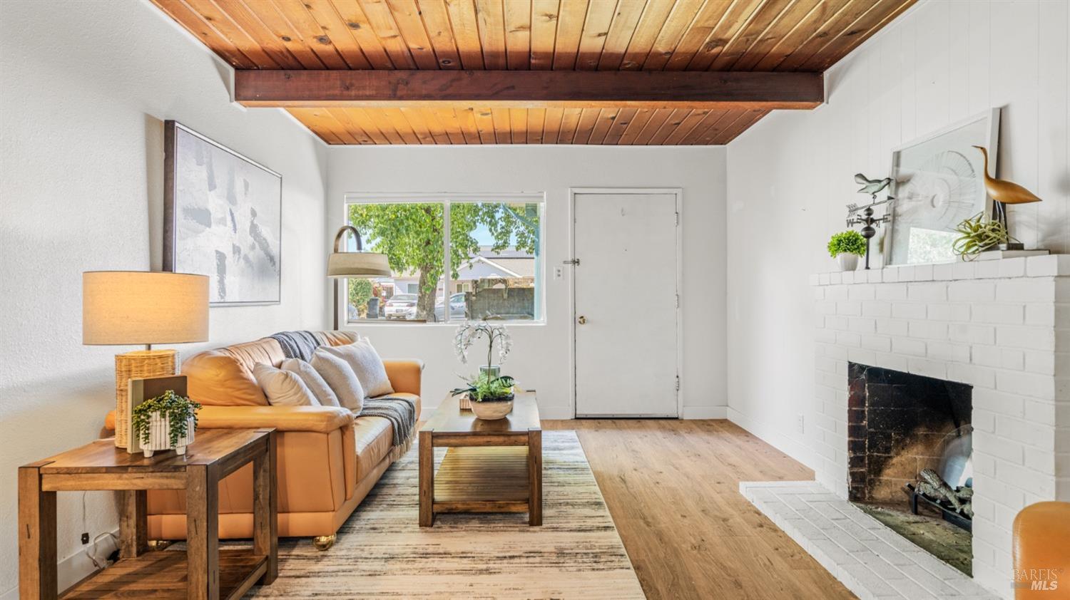 Detail Gallery Image 5 of 27 For 219 Bell Ave, Fairfield,  CA 94533 - 2 Beds | 1 Baths