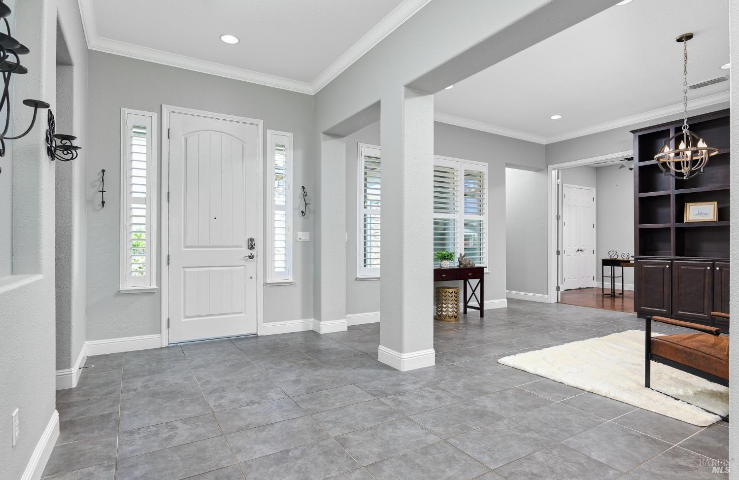 Detail Gallery Image 4 of 43 For 339 Desert Forest Ct, Rio Vista,  CA 94571 - 3 Beds | 3 Baths