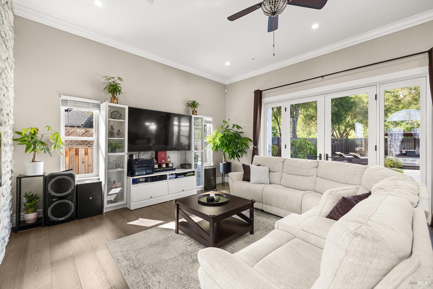 Detail Gallery Image 24 of 85 For 169 Pacific Heights Dr, Santa Rosa,  CA 95403 - 4 Beds | 3/1 Baths