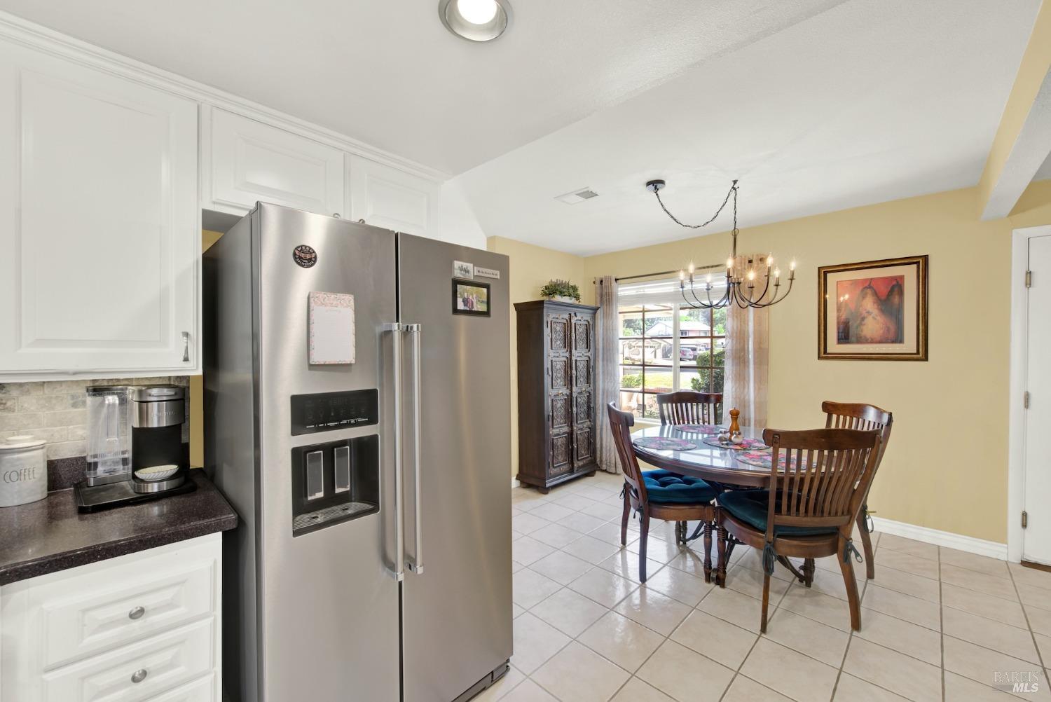 Detail Gallery Image 13 of 30 For 262 N Alamo Dr, Vacaville,  CA 95688 - 4 Beds | 2 Baths