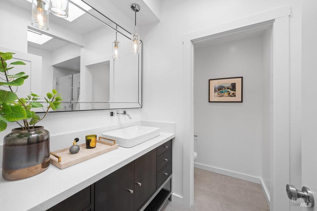 Detail Gallery Image 65 of 98 For 33 Wray Ave, Sausalito,  CA 94965 - 3 Beds | 2 Baths