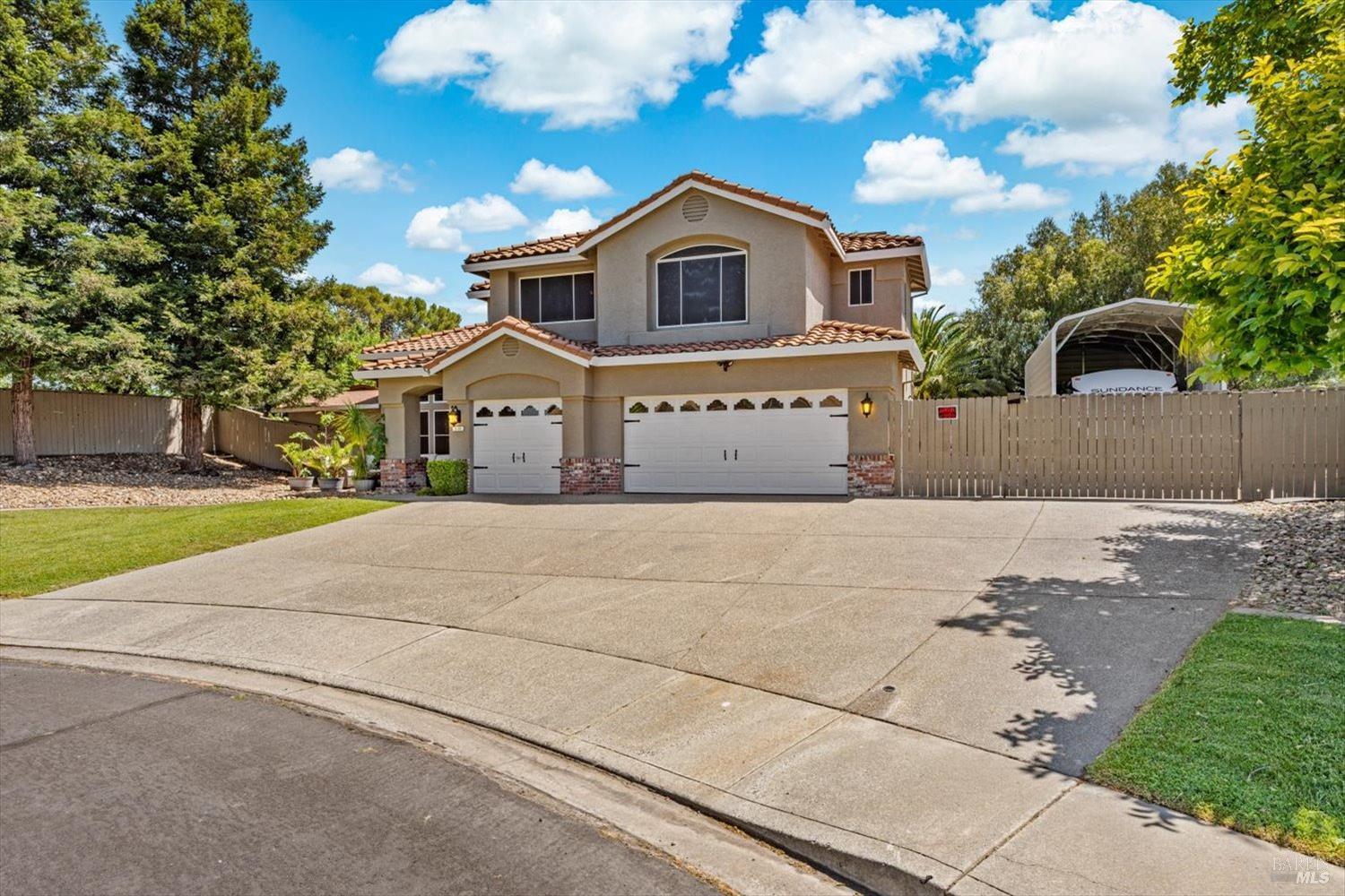 Detail Gallery Image 2 of 55 For 319 Birchwood Ct, Vacaville,  CA 95688 - 4 Beds | 2/1 Baths