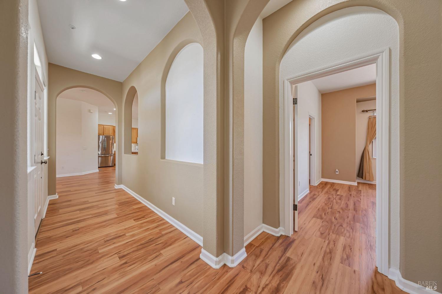 Detail Gallery Image 16 of 55 For 112 Syrah Ct, Cloverdale,  CA 95425 - 3 Beds | 2 Baths