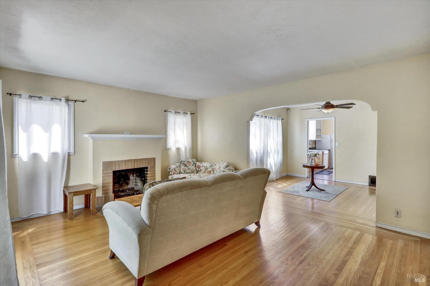 Detail Gallery Image 14 of 46 For 1467 Ohio St, Vallejo,  CA 94590 - 2 Beds | 2 Baths
