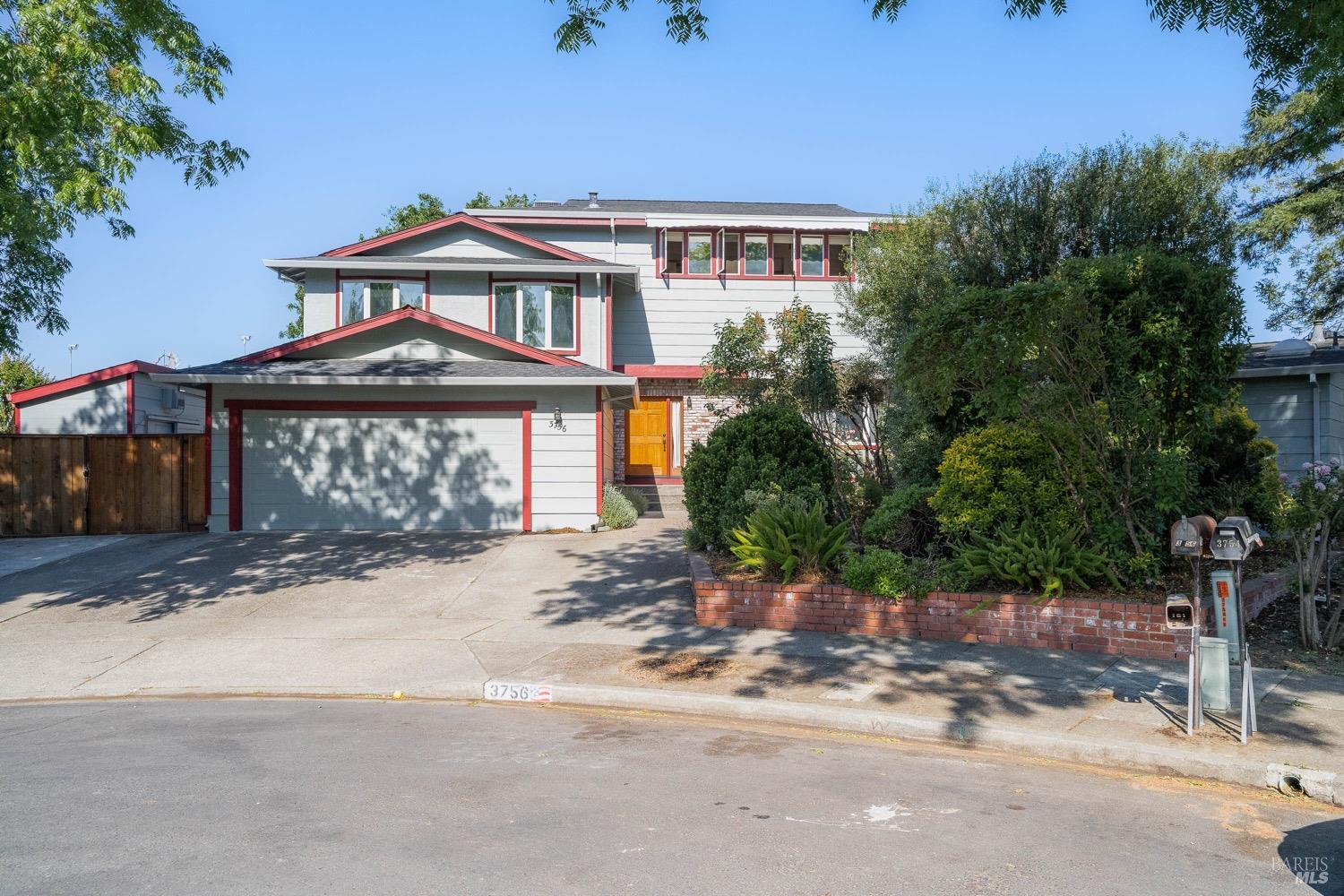 Detail Gallery Image 1 of 36 For 3756 Cano Ct, Napa,  CA 94558 - 4 Beds | 3/1 Baths