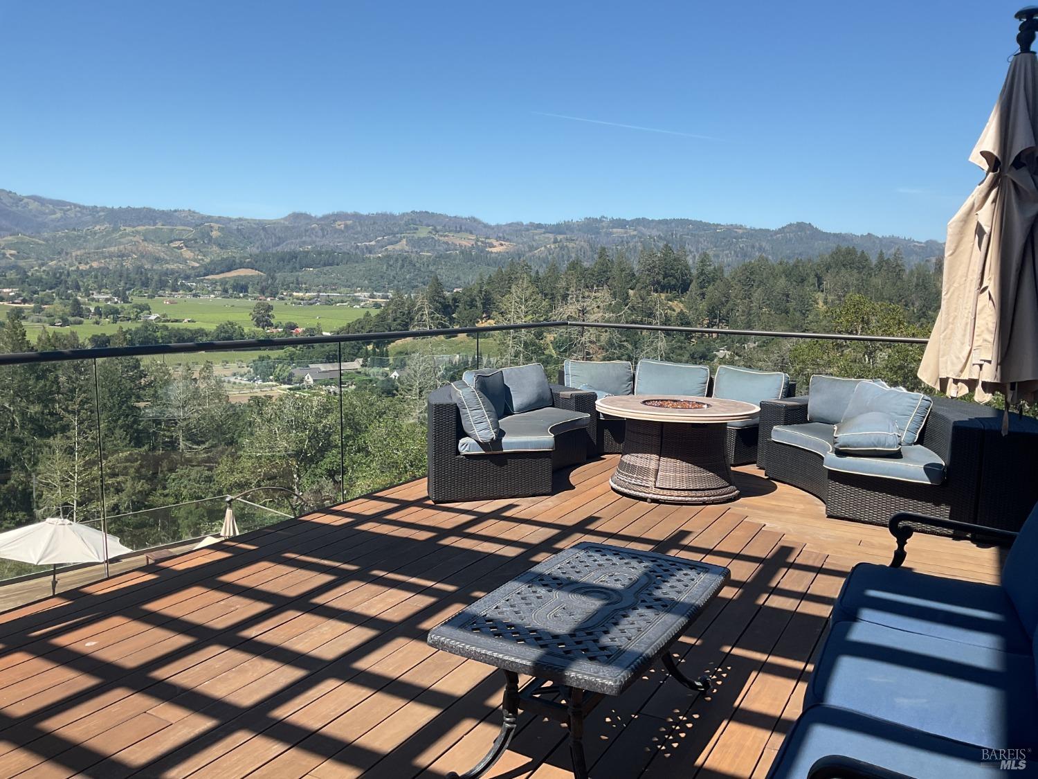 Detail Gallery Image 73 of 87 For 550 Meadowood Ln, Saint Helena,  CA 94574 - 6 Beds | 6 Baths