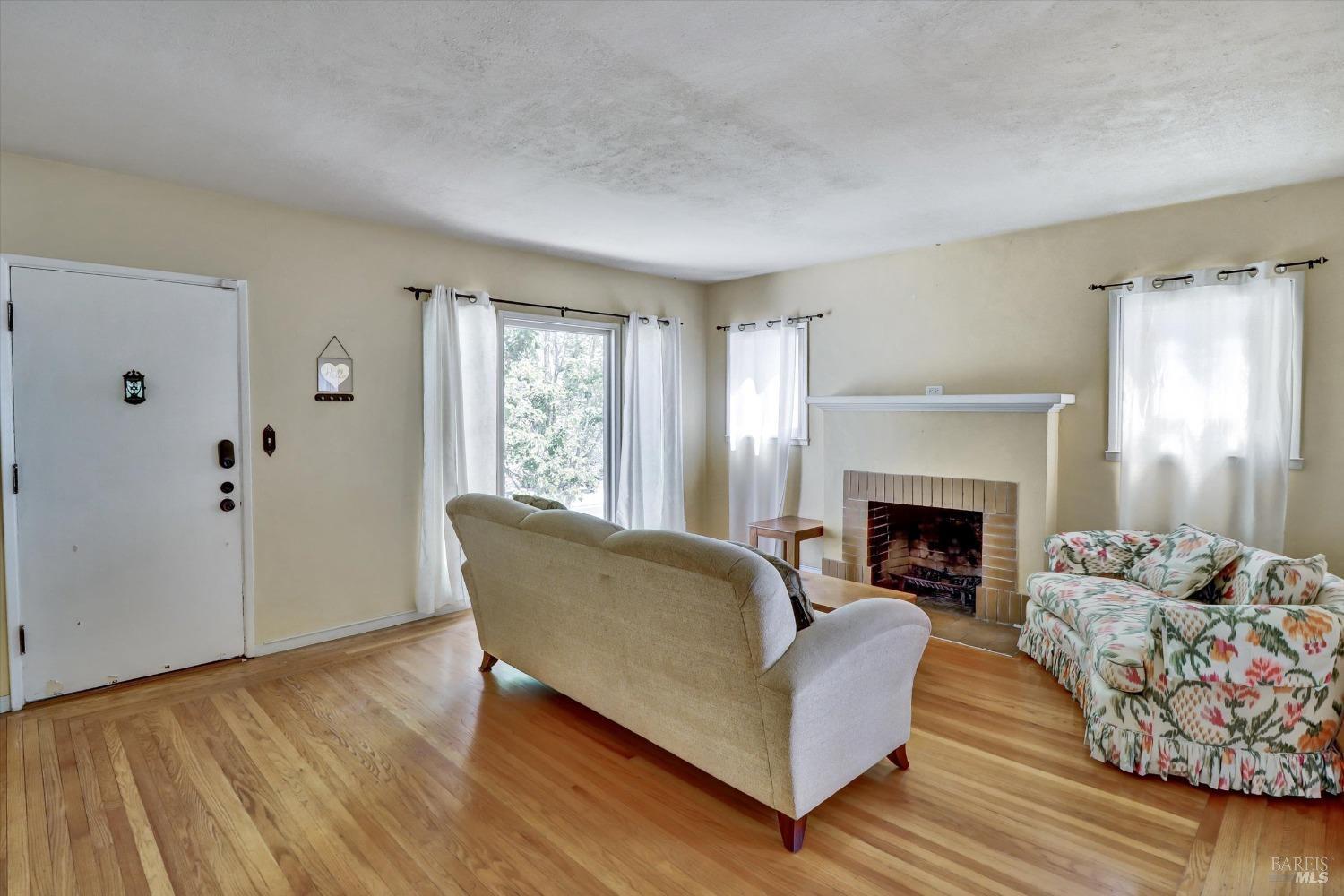 Detail Gallery Image 13 of 46 For 1467 Ohio St, Vallejo,  CA 94590 - 2 Beds | 2 Baths