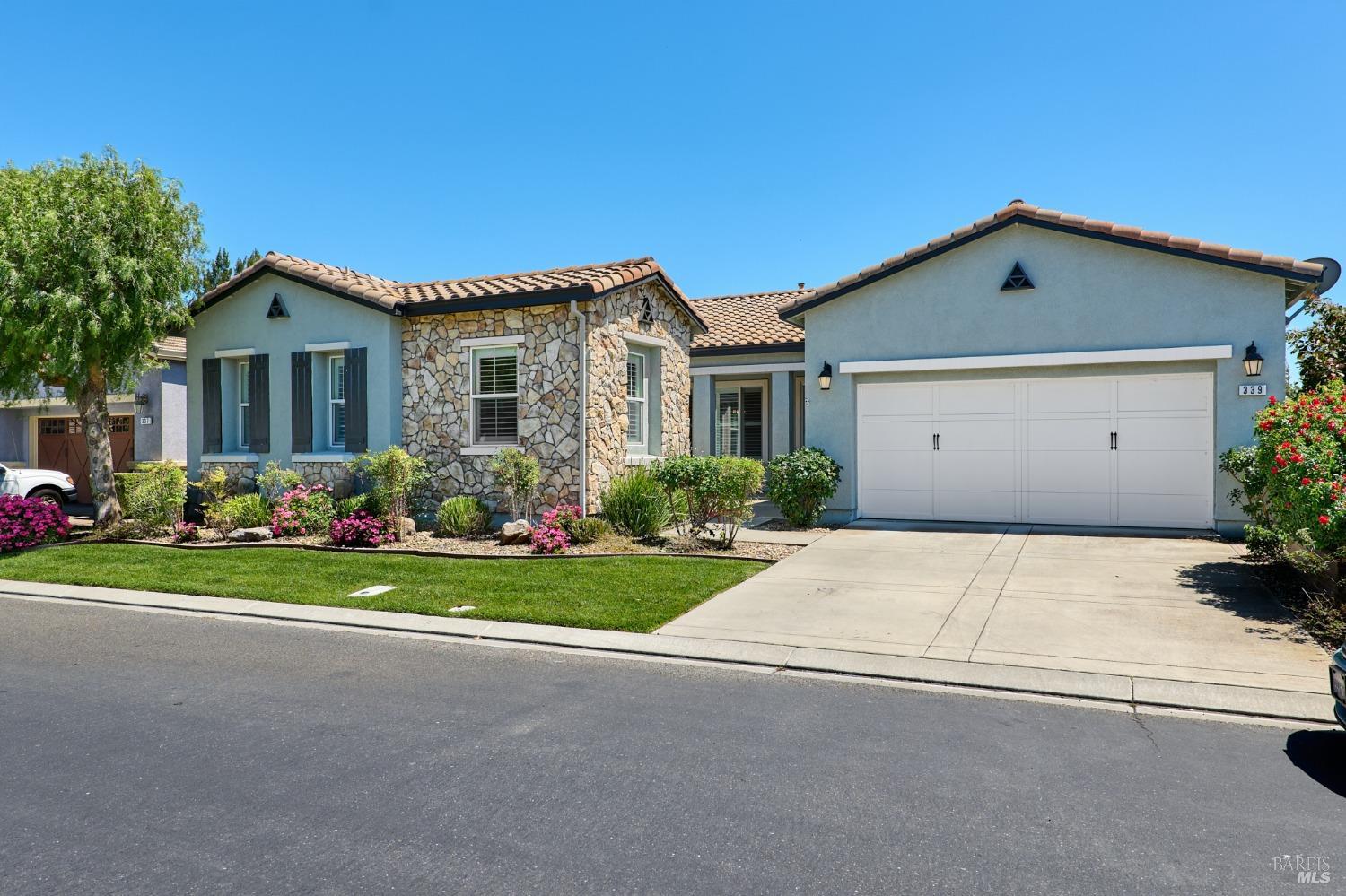 Detail Gallery Image 2 of 43 For 339 Desert Forest Ct, Rio Vista,  CA 94571 - 3 Beds | 3 Baths
