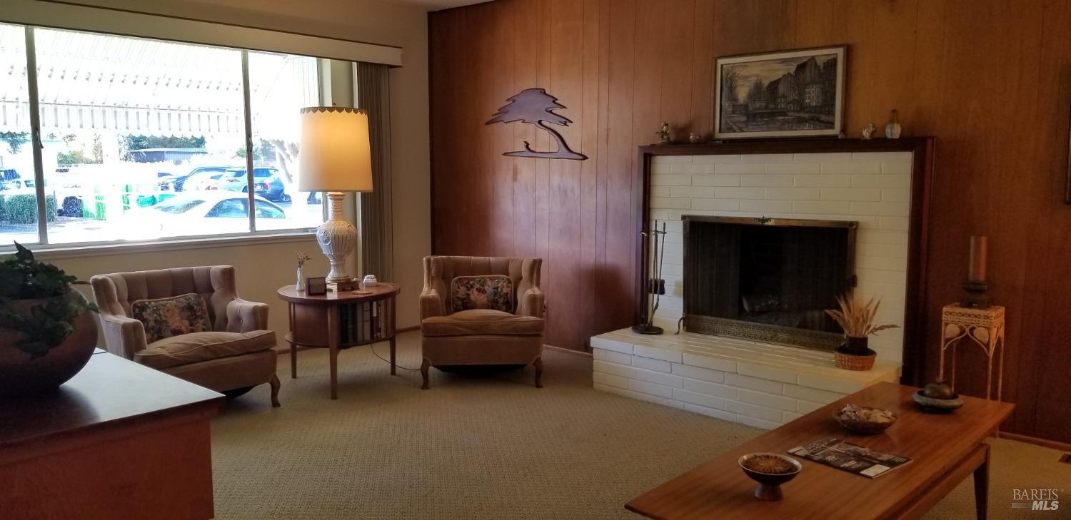 Detail Gallery Image 3 of 15 For 2324 West Park Ave, Napa,  CA 94558 - 3 Beds | 2 Baths