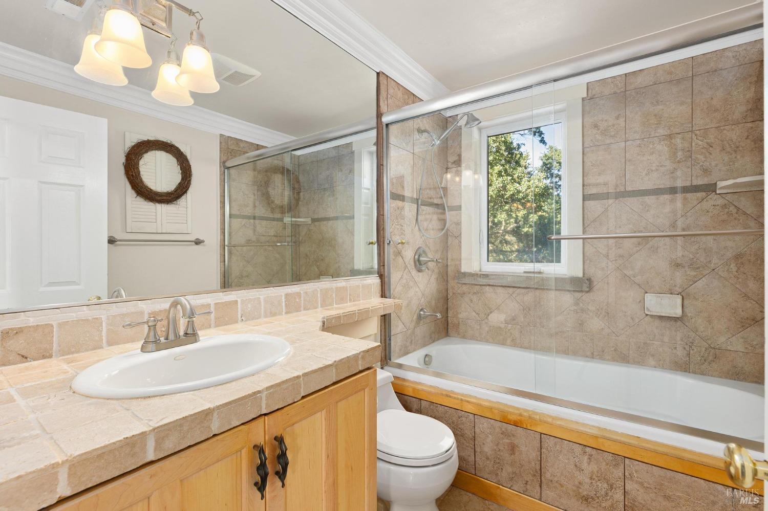Detail Gallery Image 15 of 38 For 1126 Rimrock Dr, Napa,  CA 94558 - 2 Beds | 1/1 Baths