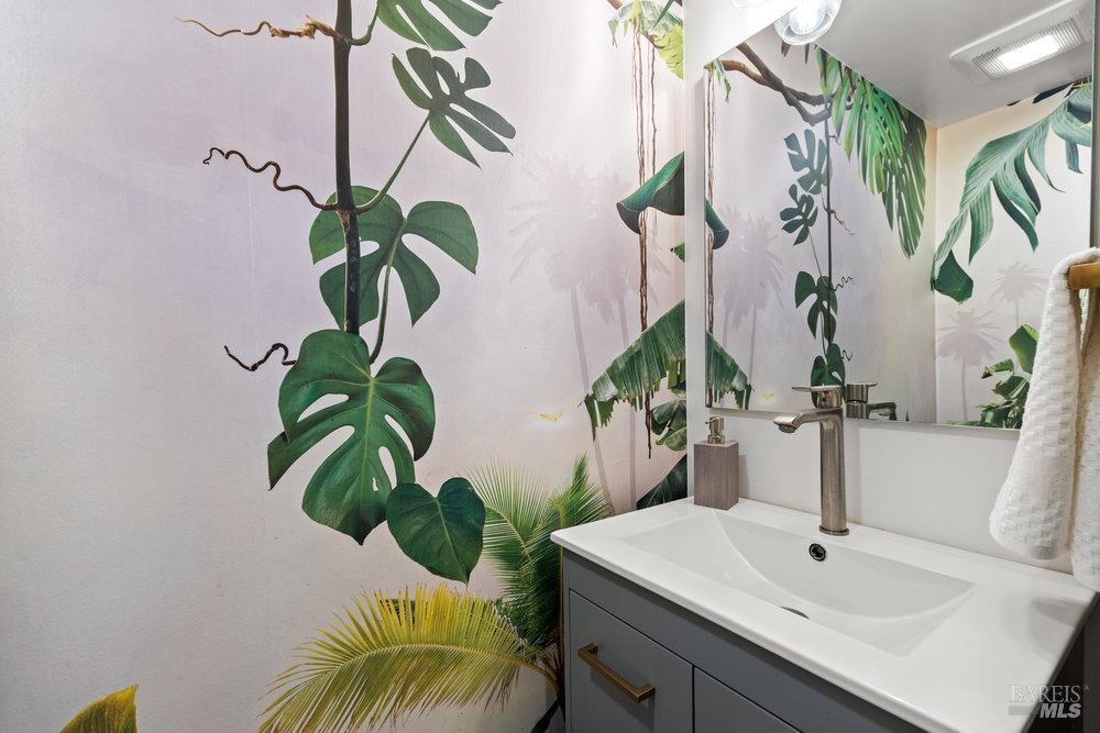 Detail Gallery Image 12 of 54 For 622 Eastwood Way, Mill Valley,  CA 94941 - 2 Beds | 1/1 Baths