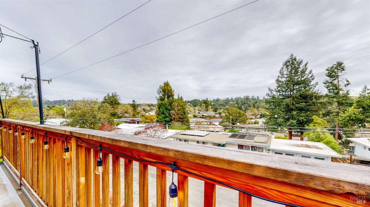 Detail Gallery Image 48 of 62 For 2061 Woodside Dr, Santa Rosa,  CA 95404 - 3 Beds | 2 Baths