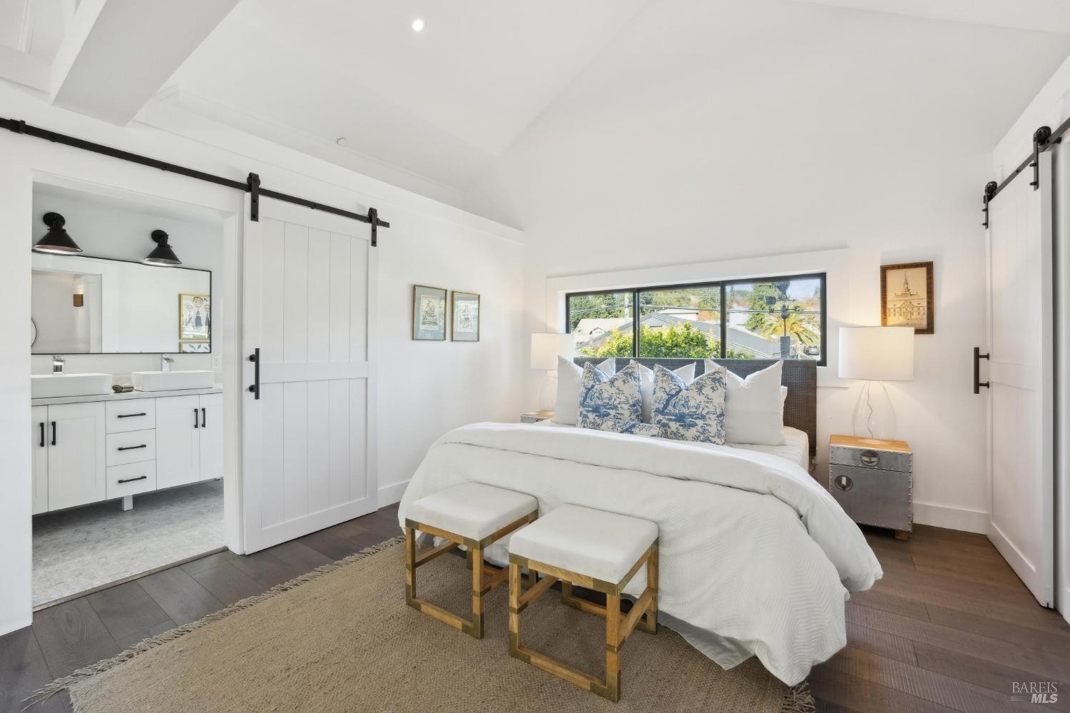 Detail Gallery Image 22 of 39 For 303 Bodega Ave, Petaluma,  CA 94952 - 2 Beds | 3 Baths
