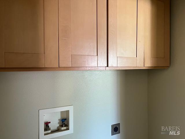 Detail Gallery Image 9 of 14 For 16214 33rd Ave, Clearlake,  CA 95422 - 3 Beds | 2 Baths