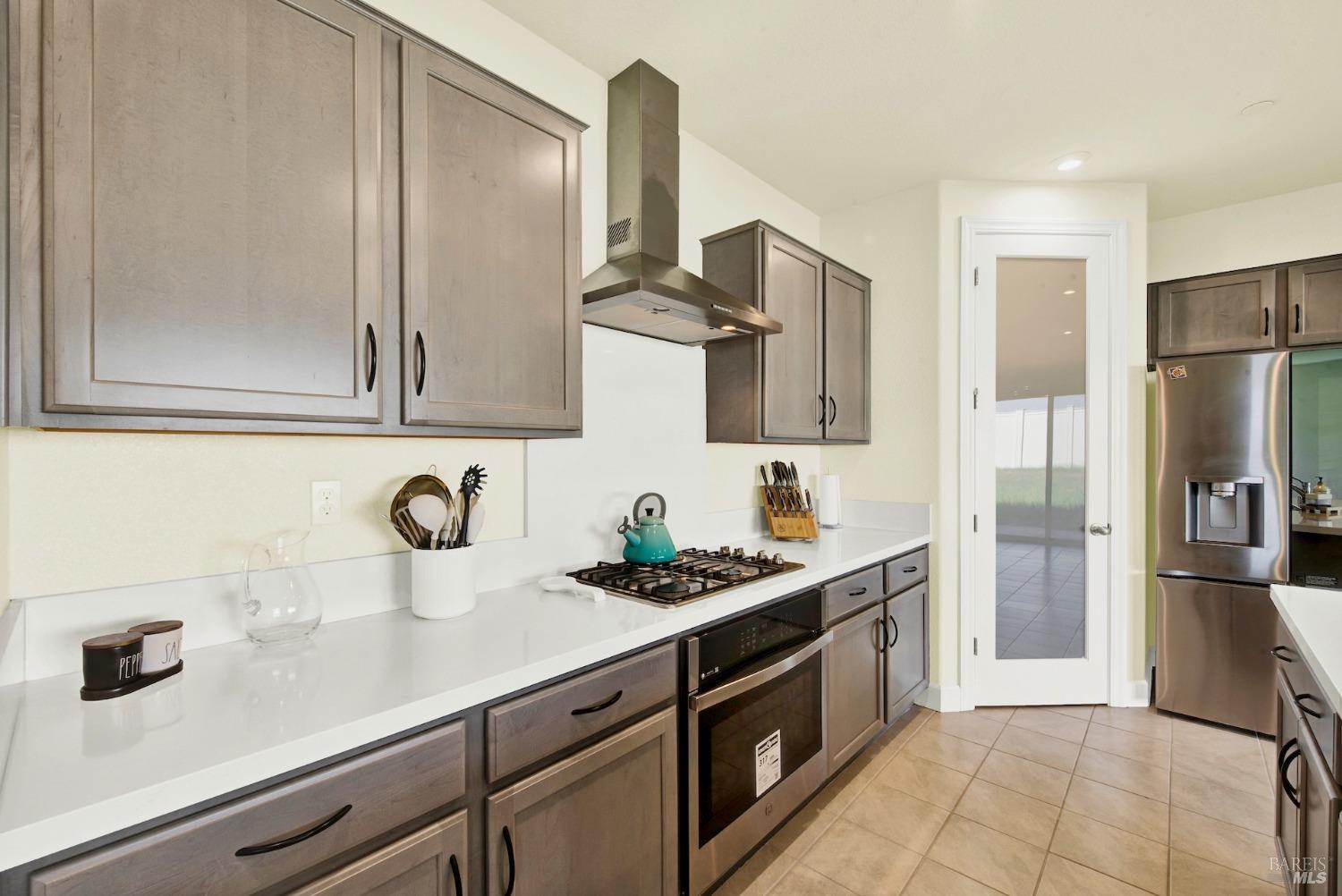 Detail Gallery Image 13 of 47 For 1565 Halsey Ct, Dixon,  CA 95620 - 4 Beds | 3 Baths