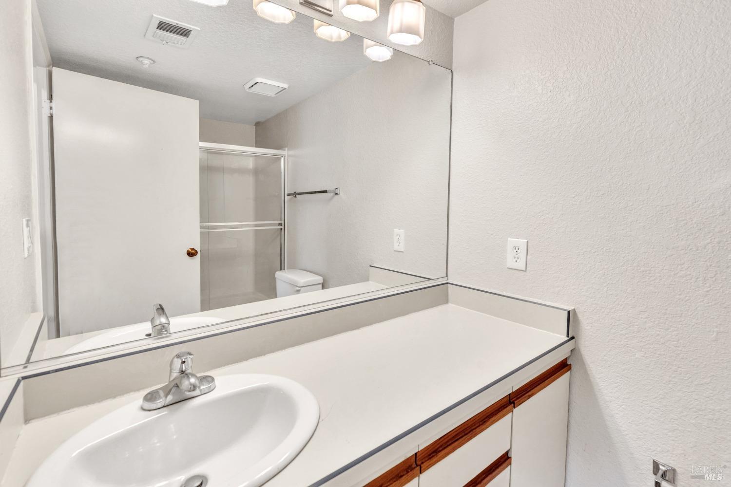 Detail Gallery Image 26 of 51 For 3183 Wayside Plz #319,  Walnut Creek,  CA 94597 - 2 Beds | 2 Baths
