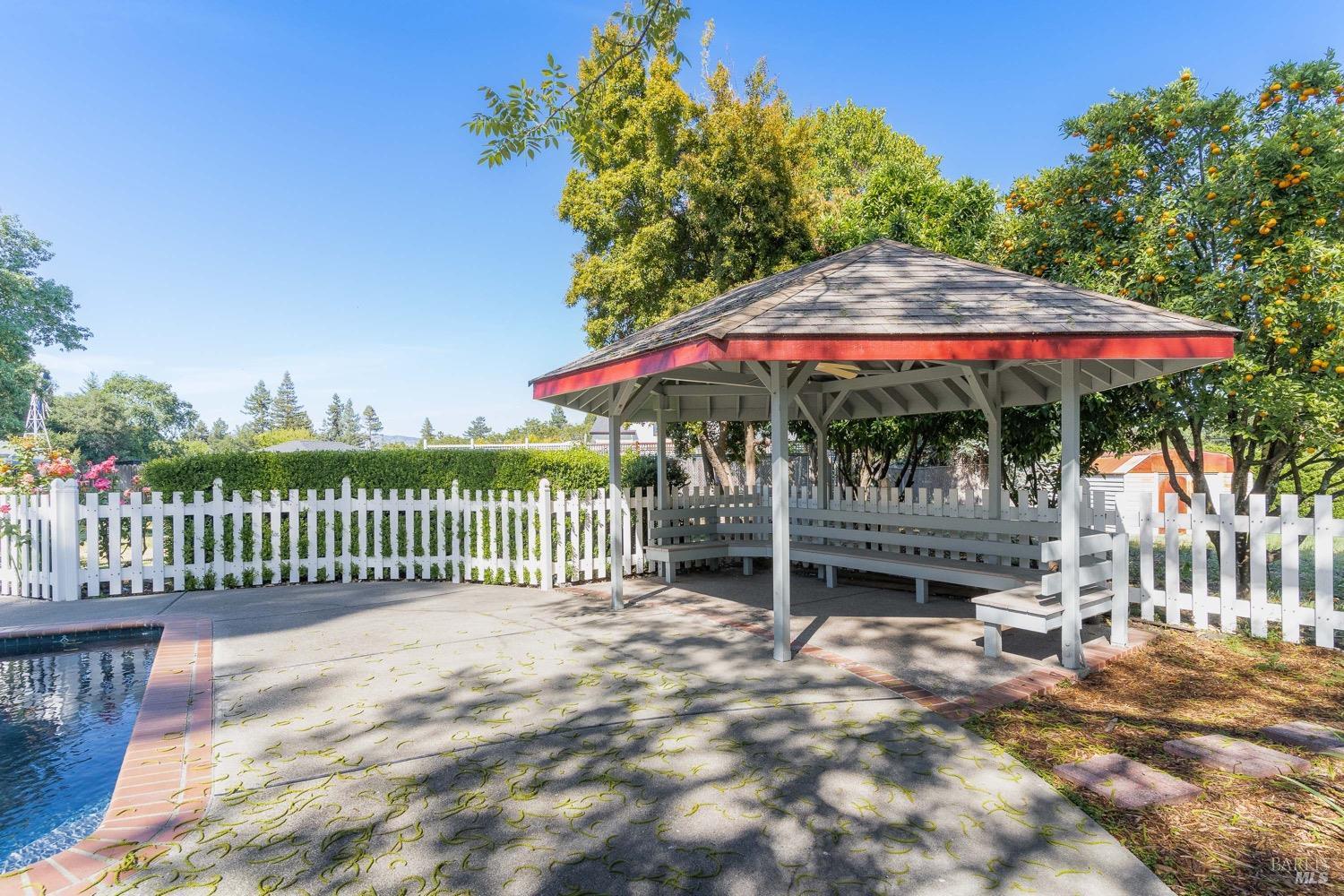 Detail Gallery Image 28 of 36 For 3756 Cano Ct, Napa,  CA 94558 - 4 Beds | 3/1 Baths
