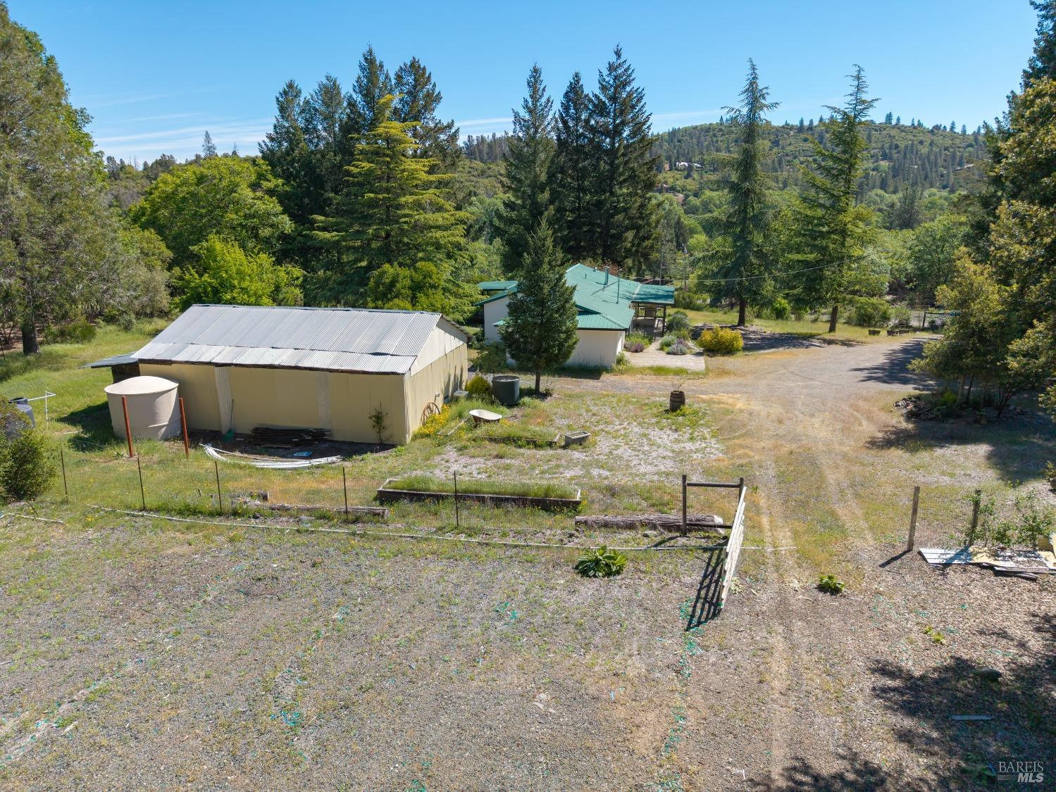 Detail Gallery Image 3 of 30 For 9115 Wildcat Rd, Kelseyville,  CA 95451 - 2 Beds | 2 Baths