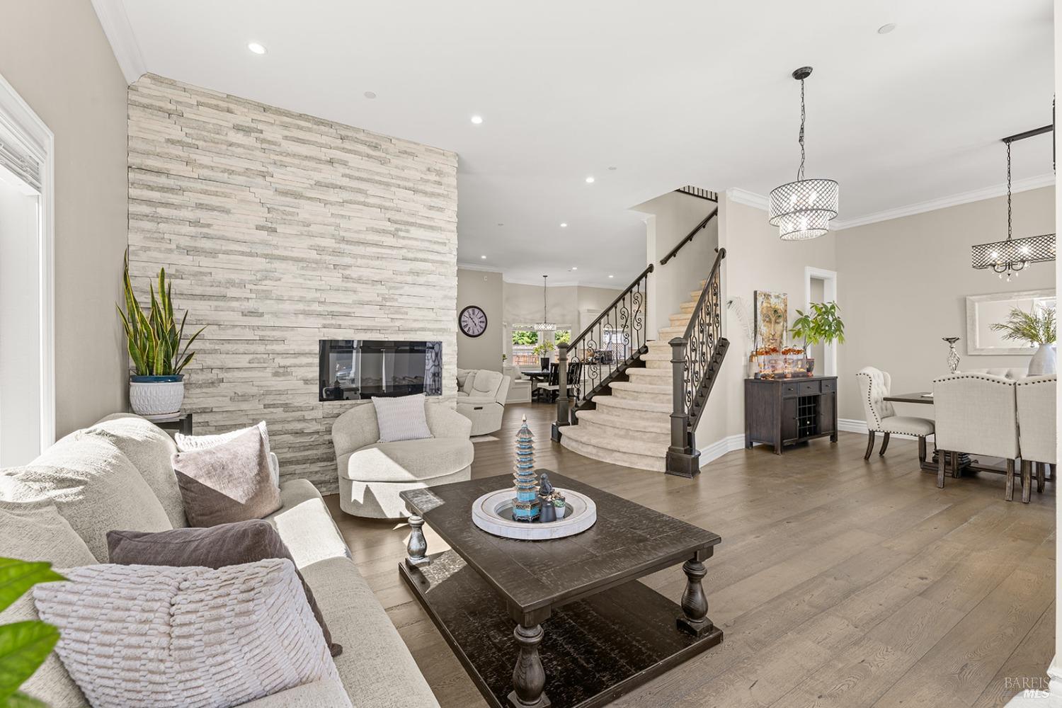 Detail Gallery Image 19 of 85 For 169 Pacific Heights Dr, Santa Rosa,  CA 95403 - 4 Beds | 3/1 Baths