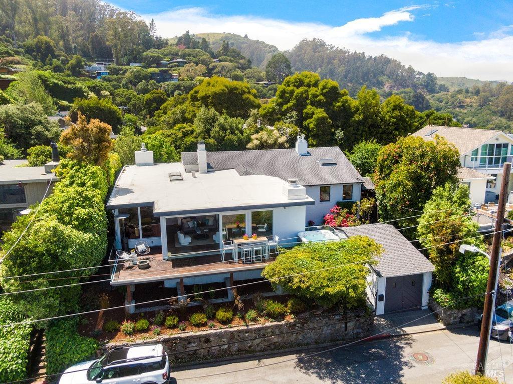 Detail Gallery Image 91 of 98 For 33 Wray Ave, Sausalito,  CA 94965 - 3 Beds | 2 Baths