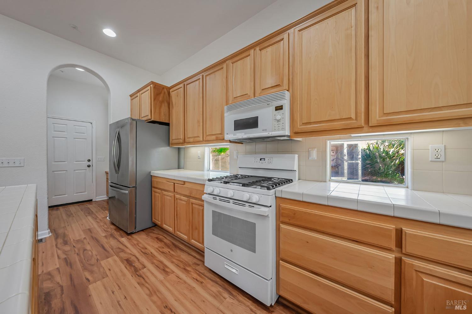 Detail Gallery Image 13 of 55 For 112 Syrah Ct, Cloverdale,  CA 95425 - 3 Beds | 2 Baths