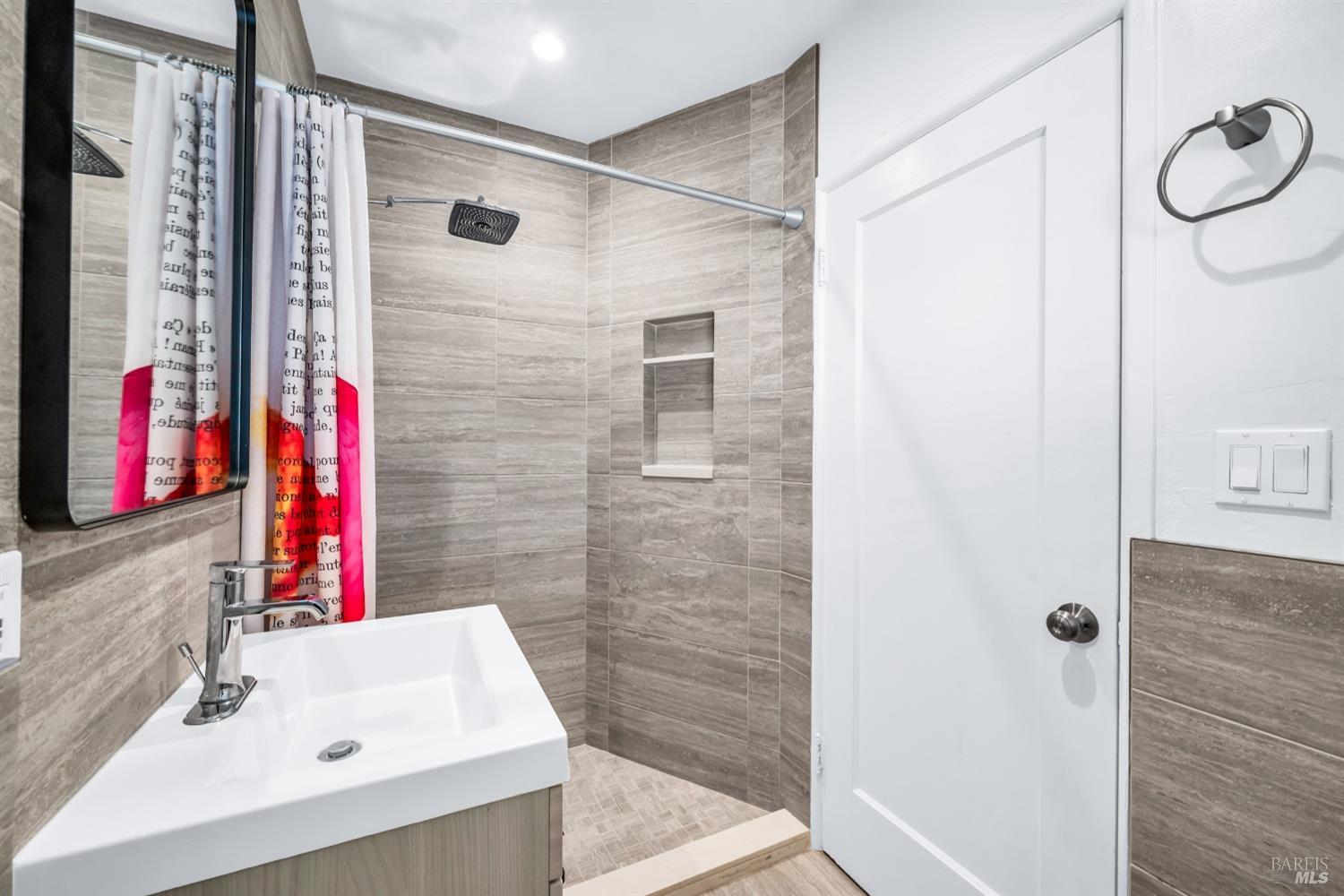 Detail Gallery Image 15 of 29 For 1444 Ohio St, Vallejo,  CA 94590 - 3 Beds | 2 Baths