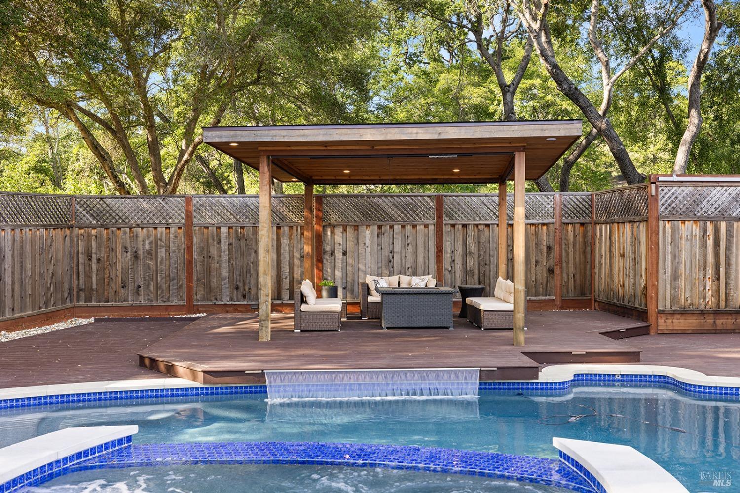 Detail Gallery Image 14 of 85 For 169 Pacific Heights Dr, Santa Rosa,  CA 95403 - 4 Beds | 3/1 Baths