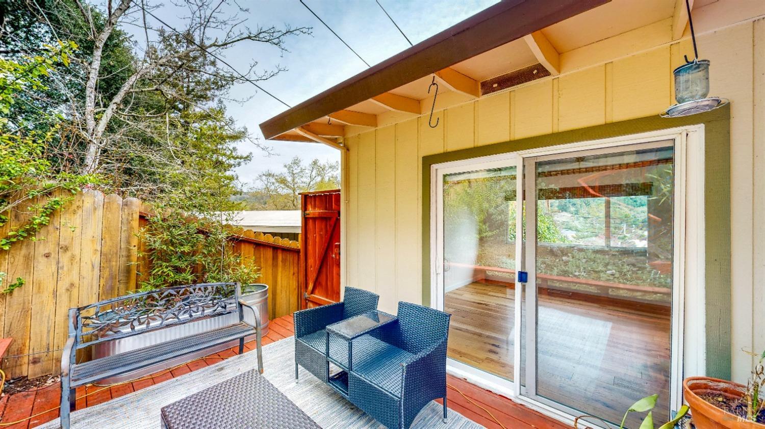 Detail Gallery Image 36 of 62 For 2061 Woodside Dr, Santa Rosa,  CA 95404 - 3 Beds | 2 Baths